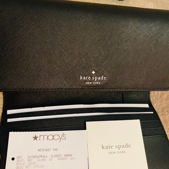 Kate Spade Wallet - Picture 4 of 4